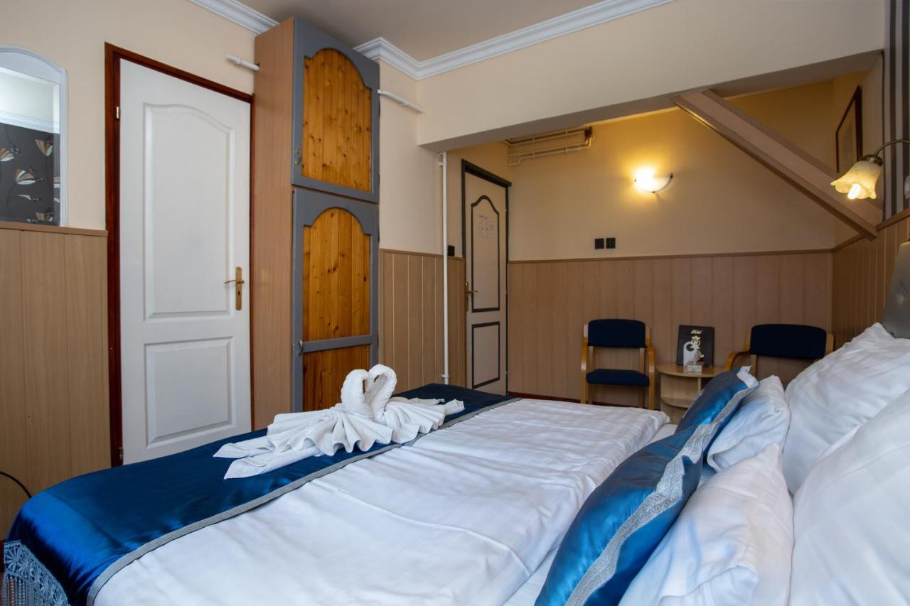 Illes Hotel Szeged Exterior foto
